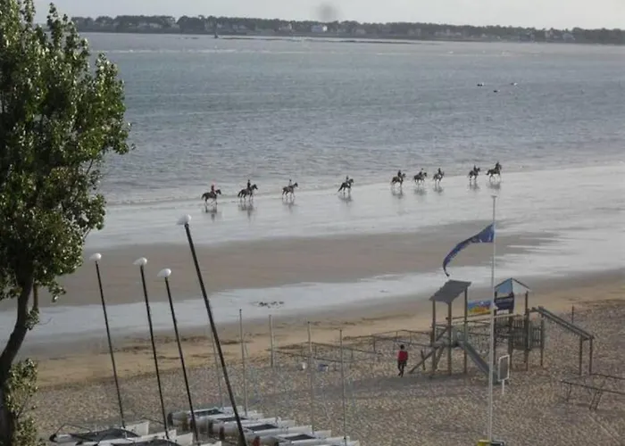 T3 Avec Superbe Terrasse, Coin Prisé De * La Baule-Escoublac