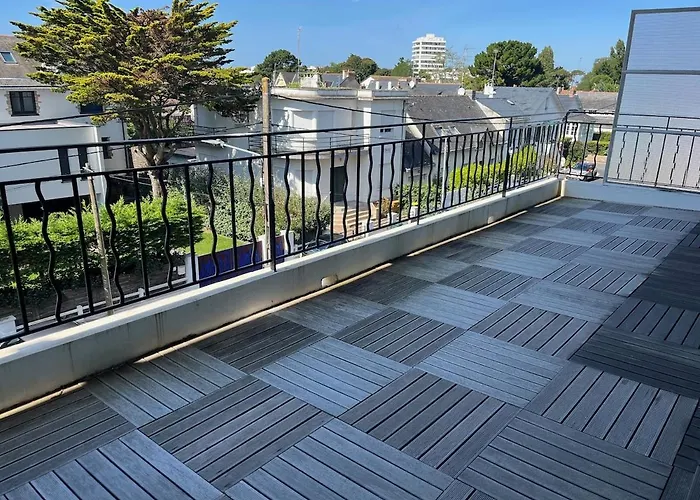Appartement T3 Avec Superbe Terrasse, Coin Prisé De *
